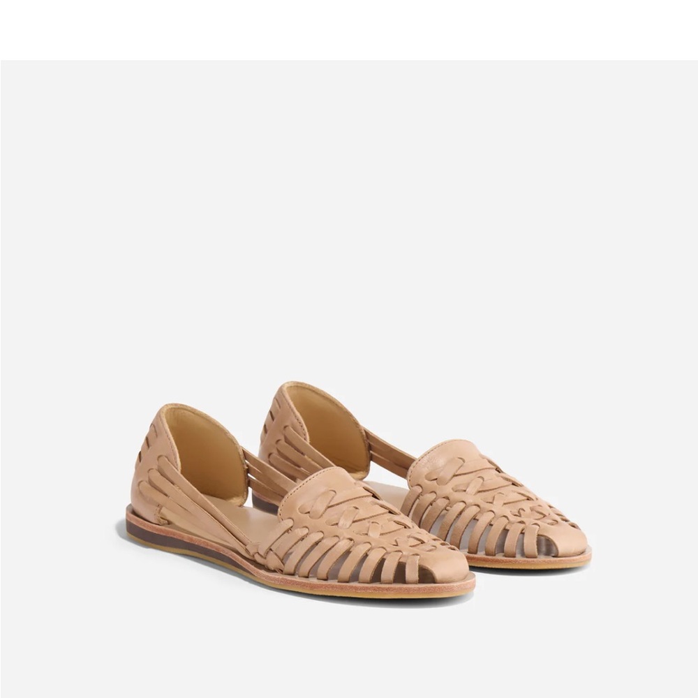 Nisolo huarache sandal in almond. Size 7.5